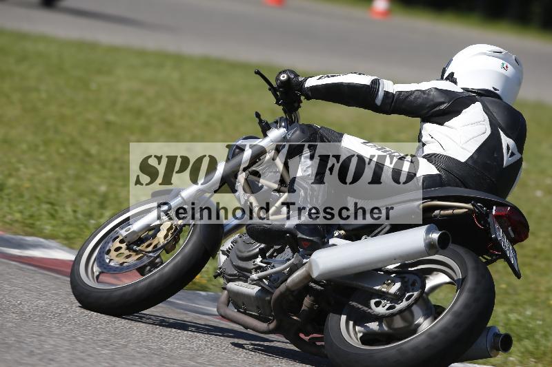 /Archiv-2024/29 12.06.2024 MOTO.CH Track Day ADR/Gruppe blau/92